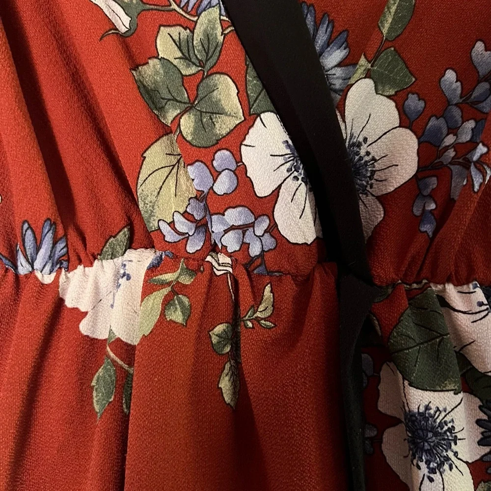 Scobe Floral Dress - Picture 6 of 8